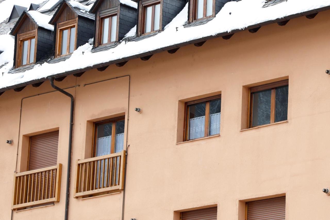 Apartamento Besiberri Вьелья Экстерьер фото